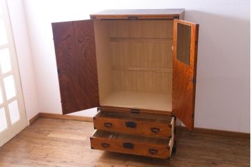 中古　伝統工芸　岩谷堂箪笥　和の趣きあふれるワードローブ(洋服箪笥)(1)