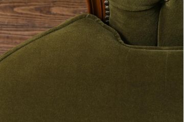 ヴィンテージ家具　イギリスビンテージ　クラシカルな佇まいが魅力的なシェーズロング(ソファ、カウチソファ)