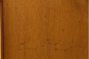 ヴィンテージ家具　北欧ビンテージ　G-PLAN(ジープラン)　Brandon(ブランドン)　ハンガー掛け付き　オーク材製のスモールワードローブ(収納棚、戸棚、キャビネット)(R-035085)