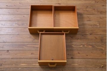 ヴィンテージ家具　北欧ビンテージ　G-PLAN(ジープラン)　Brandon(ブランドン)　ハンガー掛け付き　オーク材製のスモールワードローブ(収納棚、戸棚、キャビネット)(R-035085)