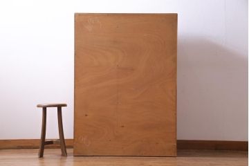 ヴィンテージ家具　北欧ビンテージ　G-PLAN(ジープラン)　Brandon(ブランドン)　ハンガー掛け付き　オーク材製のスモールワードローブ(収納棚、戸棚、キャビネット)(R-035085)