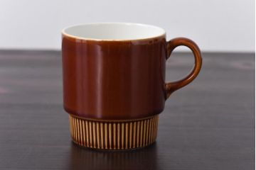 イギリスビンテージ　Poole Pottery(プール・ポタリー)　コンパクトシリーズ　カップ&ソーサー3客セット(1)