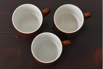 イギリスビンテージ　Poole Pottery(プール・ポタリー)　コンパクトシリーズ　カップ&ソーサー3客セット(1)