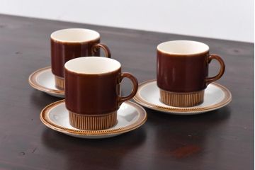 イギリスビンテージ　Poole Pottery(プール・ポタリー)　コンパクトシリーズ　カップ&ソーサー3客セット(2)