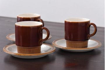 イギリスビンテージ　Poole Pottery(プール・ポタリー)　コンパクトシリーズ　カップ&ソーサー3客セット(2)