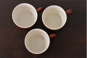 イギリスビンテージ　Poole Pottery(プール・ポタリー)　コンパクトシリーズ　カップ&ソーサー3客セット(2)