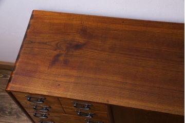 中古　福井木工所　福健　黄肌家具　匠　拭き漆仕上げ　五尺巾サイドボード(リビングボード)(定価約36.7万円)