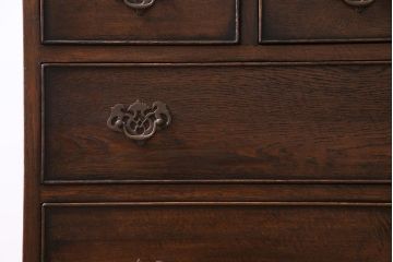 ヴィンテージ家具　イギリスビンテージ　オーク材　すっきりとしたつくりのチェスト型ライティングビューロー