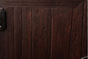 アンティーク家具　古民具・骨董　明治期　桐材製　渋い貫録のある佇まいの帳場箪笥(引き出し、桐箪笥、桐たんす)