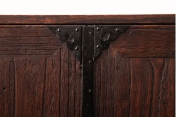 アンティーク家具　古民具・骨董　明治期　桐材製　渋い貫録のある佇まいの帳場箪笥(引き出し、桐箪笥、桐たんす)