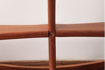 ヴィンテージ家具　【商談品】北欧ビンテージ　G-plan(ジープラン)　ガラストップがおしゃれなチーク材のコーヒーテーブル(センターテーブル)(1)