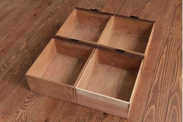 アンティーク家具　和製アンティーク　珍しい縦型!　ジャンクスタイルを演出する時代箪笥(サイドチェスト、引き出し)