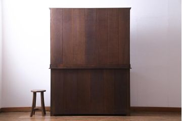 ヴィンテージ家具　イギリスビンテージ　オーク材　堅牢な佇まいのオープンカップボード(食器棚、飾り棚)