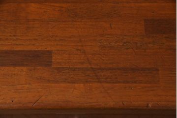 ヴィンテージ家具　ビンテージ　日田工芸　絶版品　チーク材　シンプルモダンな北欧風のキャビネット(飾り棚、リビングボード)