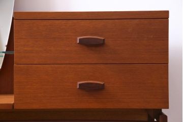 ヴィンテージ家具　イギリスビンテージ　G-PLAN(ジープラン)　Quadrille(クヮドリール)　チーク材　ぬくもりあふれる北欧スタイルのドレッサー(鏡台、姿見、チェスト)