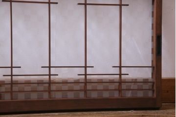 ラフジュ工房オリジナル　古建具リメイク　市松模様のガラスが和モダンな雰囲気醸し出すリビングボード(収納棚、戸棚、テレビボード)
