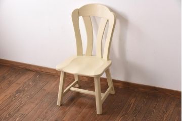 中古輸入家具　オランダ製　柔らかなペイントカラーのダイニングチェア(椅子)