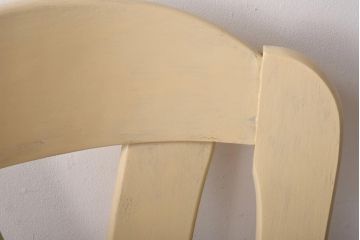 中古輸入家具　オランダ製　柔らかなペイントカラーのダイニングチェア(椅子)