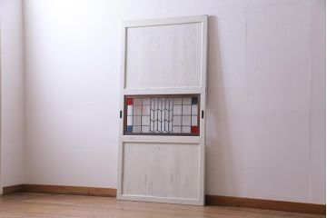 和製アンティーク　ラフジュ工房オリジナルステンドグラス　古建具リメイク　ステンドグラスを組合せたシャビーなペイント板戸1枚(引き戸、建具)