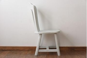 中古輸入家具　オランダ製　儚げな雰囲気のフレンチグレーのダイニングチェア(椅子)