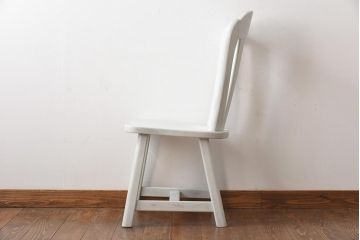 中古輸入家具　オランダ製　儚げな雰囲気のフレンチグレーのダイニングチェア(椅子)