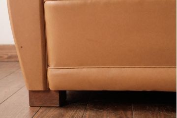 ヴィンテージ家具　フランスビンテージ　キャメル色がおしゃれなシングルソファ(1人掛けソファ)