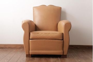 ヴィンテージ家具　フランスビンテージ　キャメル色がおしゃれなシングルソファ(1人掛けソファ)