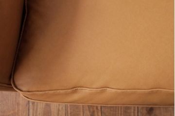 ヴィンテージ家具　フランスビンテージ　キャメル色がおしゃれなシングルソファ(1人掛けソファ)