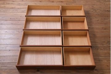 ヴィンテージ家具　北欧ビンテージ　チーク材の木肌があたたかみ感じるチェスト(引き出し)