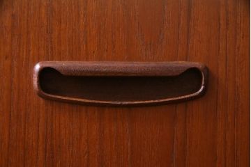 ヴィンテージ家具　北欧ビンテージ　チーク材の木肌があたたかみ感じるチェスト(引き出し)