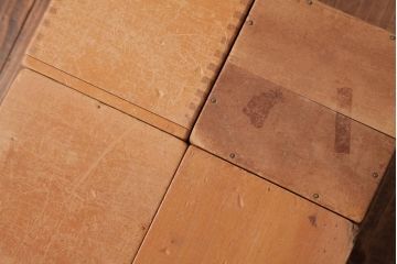 アンティーク雑貨　昭和レトロ　懐かしさ感じる大きな積み木セット【マルチ/13ヶ組】(飾り台、花台、ディスプレイ雑貨)