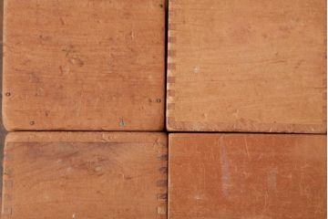 アンティーク雑貨　昭和レトロ　懐かしさ感じる大きな積み木セット【マルチ/16ヶ組】(飾り台、花台、ディスプレイ雑貨)