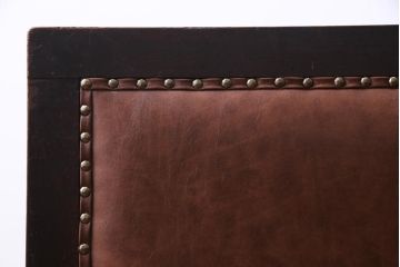 アンティーク家具　和製アンティーク　ナラ材　座面合皮　大正浪漫　重厚な佇まいと和洋折衷なデザインがお洒落なソファ
