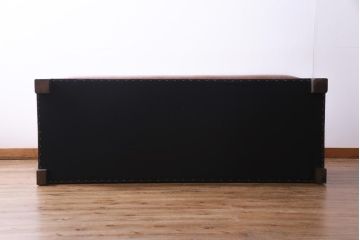 アンティーク家具　和製アンティーク　ナラ材　座面合皮　大正浪漫　重厚な佇まいと和洋折衷なデザインがお洒落なソファ