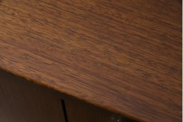 ヴィンテージ家具　北欧ビンテージ　G-PLAN(ジープラン)　BBシリーズ　シックモダンなサイドボード(リビングボード)(1)