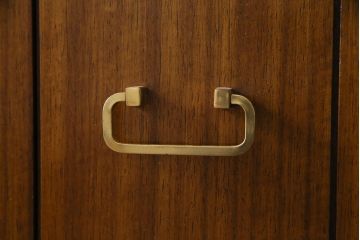 ヴィンテージ家具　北欧ビンテージ　G-PLAN(ジープラン)　BBシリーズ　シックモダンなサイドボード(リビングボード)(1)