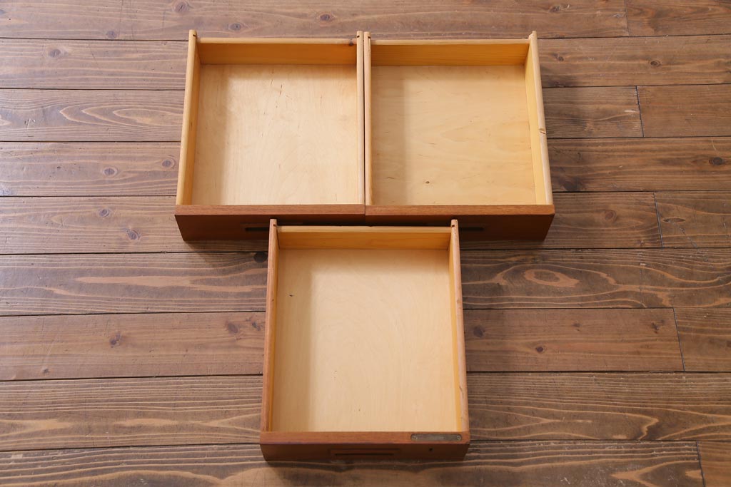 ビンテージ　北欧家具　チーク材　美しい木肌と柔らかなフォルムがお洒落なキドニーデスク(机、在宅ワーク、在宅用パートナーデスク、ヴィンテージ)