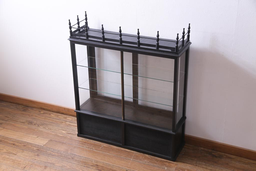 アンティーク家具　大正ロマン　天枠付き!　古いタバコ屋の薄型ガラスケース(ショーケース、陳列棚)