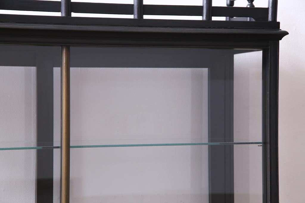 アンティーク家具　大正ロマン　天枠付き!　古いタバコ屋の薄型ガラスケース(ショーケース、陳列棚)