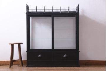 アンティーク家具　大正ロマン　天枠付き!　古いタバコ屋の薄型ガラスケース(ショーケース、陳列棚)