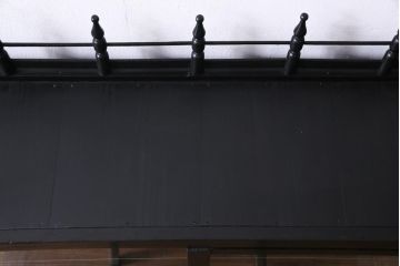 アンティーク家具　大正ロマン　天枠付き!　古いタバコ屋の薄型ガラスケース(ショーケース、陳列棚)