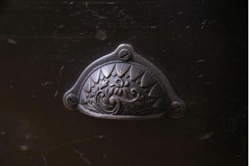 アンティーク家具　大正ロマン　天枠付き!　古いタバコ屋の薄型ガラスケース(ショーケース、陳列棚)