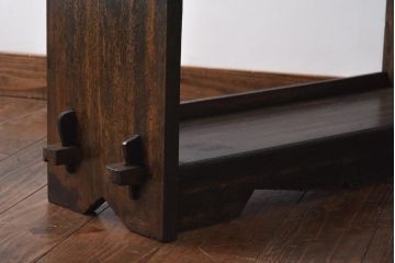 レトロ家具　和製アンティーク　昭和初期　レトロな佇まいが魅力の楔(くさび)式オープンラック(本棚、収納棚、飾り棚)
