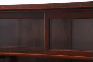 アンティーク家具　和製アンティーク　三方ケヤキ材　上手物!　丁寧な作りが美しい漆塗りの茶箪笥(茶棚、飾り棚)