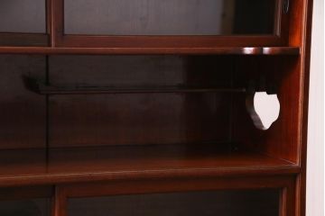 アンティーク家具　和製アンティーク　三方ケヤキ材　上手物!　丁寧な作りが美しい漆塗りの茶箪笥(茶棚、飾り棚)
