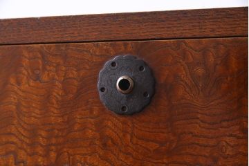 アンティーク家具　上手物!　前面ケヤキ玉杢材　黒柿材　漆塗り　三方ケヤキの高級重ね箪笥(和タンス、引き出し)