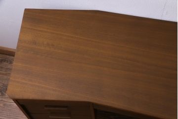 ヴィンテージ家具　イギリスビンテージ　Uniflex Furniture　ウォールナット　木のぬくもり感じる北欧スタイルの両袖デスク(机、在宅ワーク、在宅用作業台、サイドボード)
