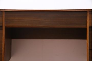 ヴィンテージ家具　イギリスビンテージ　Uniflex Furniture　ウォールナット　木のぬくもり感じる北欧スタイルの両袖デスク(机、在宅ワーク、在宅用作業台、サイドボード)
