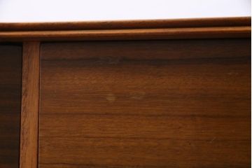 ヴィンテージ家具　イギリスビンテージ　Uniflex Furniture　ウォールナット　木のぬくもり感じる北欧スタイルの両袖デスク(机、在宅ワーク、在宅用作業台、サイドボード)