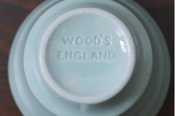 イギリスビンテージ　Woods ware(ウッズウエア)　Beryl(ベロル)　レトロなトリオ2客セット(カップ&ソーサー、プレート)(2)